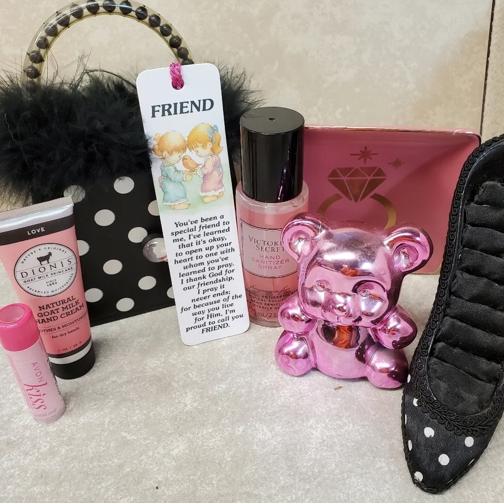 💍💰🔖 Pink & Black Bundle of items Set